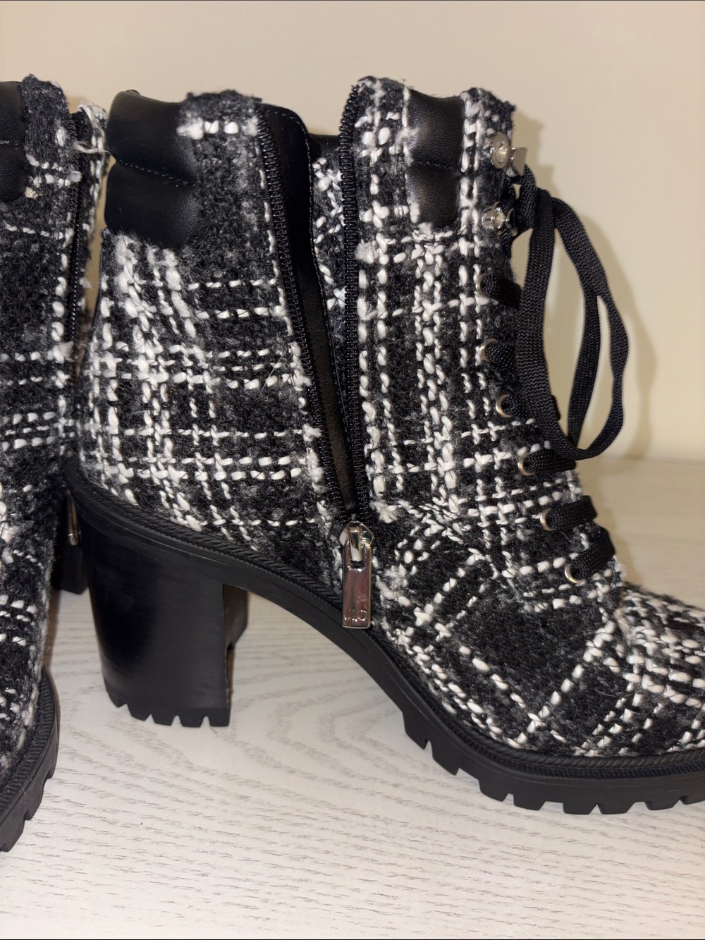 JLo B&W Tweed Lace-Up Chunky Heel Ankle Boots w/zip & jewel accents - Picture 3 of 14